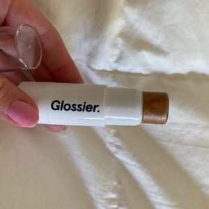 Glossier Haloscope